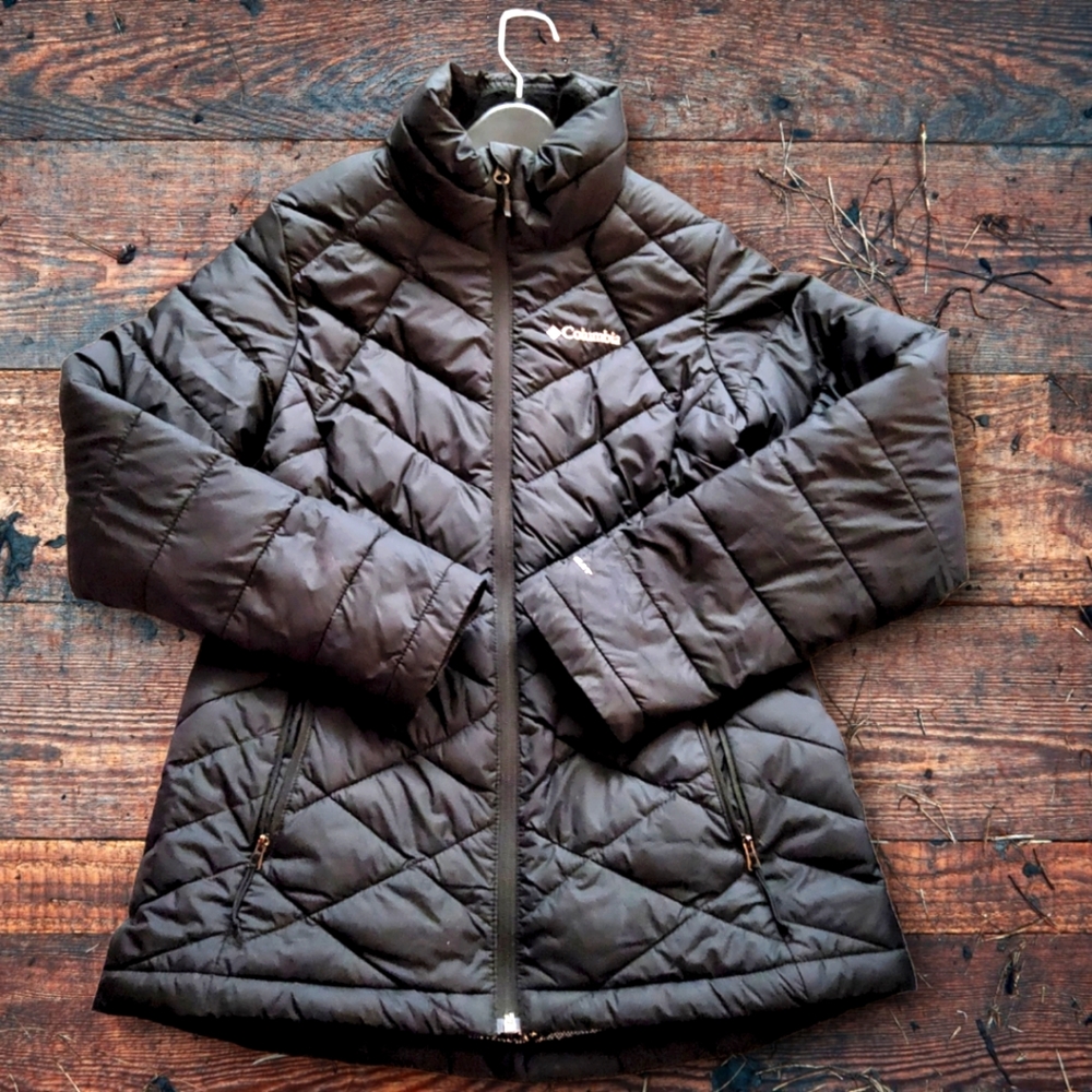 NWOT!! Women's Colombia Coat (small)